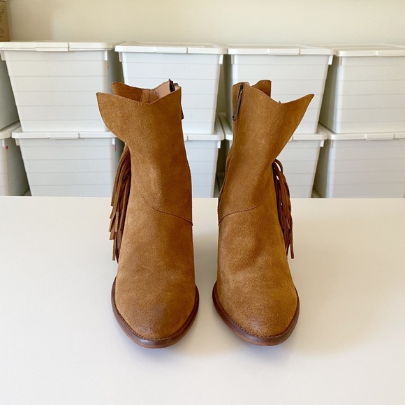 Veracruz Artisans Cassadine Suede Fringe Ankle Boots in Camel NWOT Size 41 - Picture 3 of 8